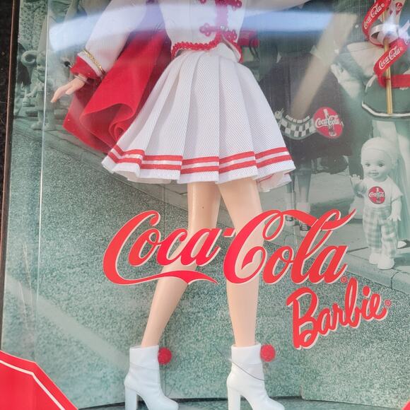 Coca-Cola Barbie Doll Collector Edition 2001 Mattel 53974 In Box - Picture 3 of 8